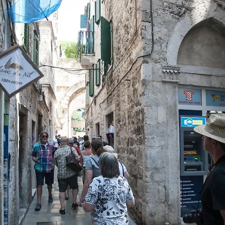 Bed & Breakfast Grgur Ninski 4*