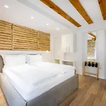 Grgur Ninski 4*