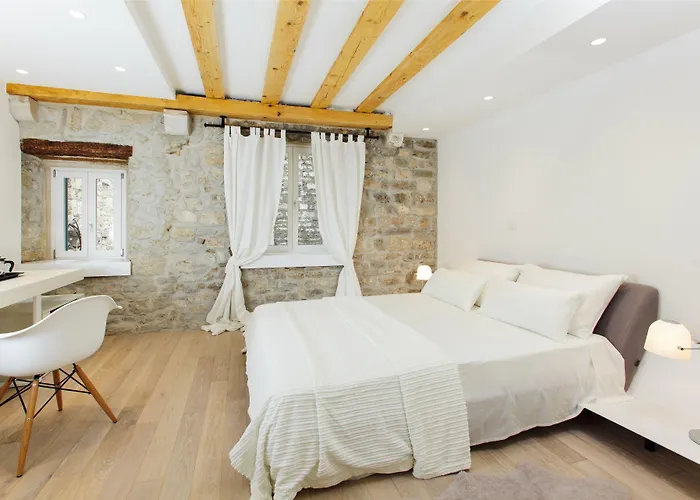 Grgur Ninski Bed & Breakfast Split