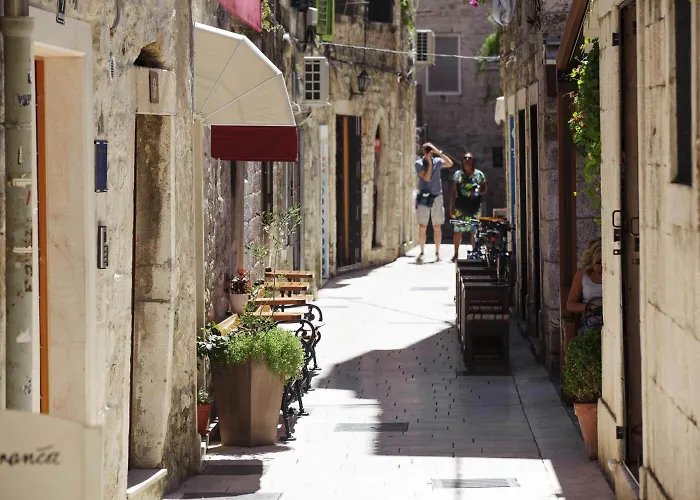 Grgur Ninski Bed & Breakfast