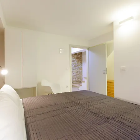 Grgur Ninski Bed & Breakfast 4*