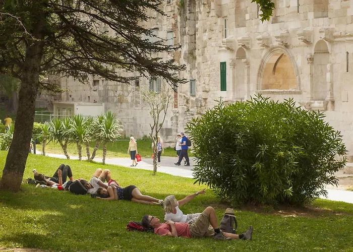 ベッド・アンド・ブレックファスト グレゴール ニンスキ ルームズ スプリト