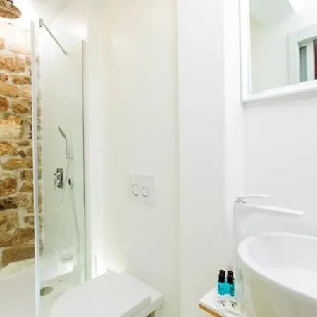 Grgur Ninski Bed & Breakfast